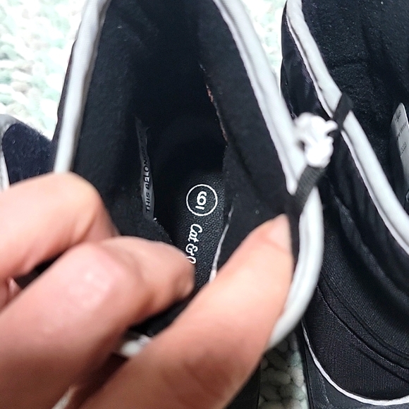 CAT AND JACK BABY BOOTS - Picture 8 of 8